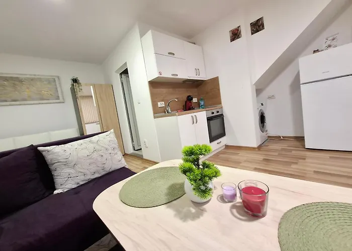 Charm 1 アパート